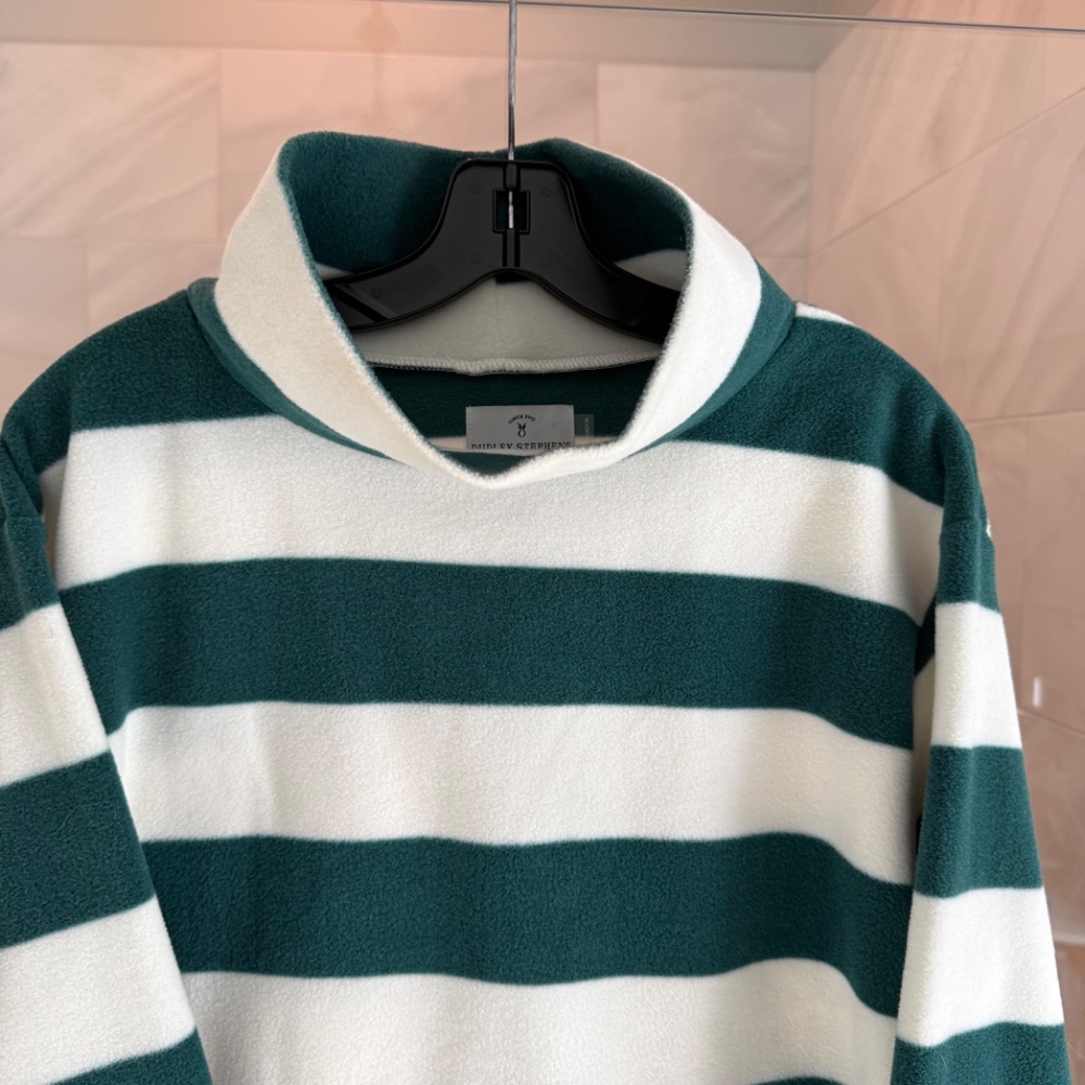 Dudley Stephens Vello Fleece Milton Street Turtleneck Green/White Stripe - Small - Picture 5 of 9